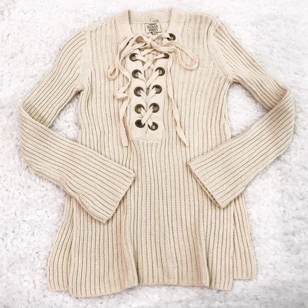 lace up sweater